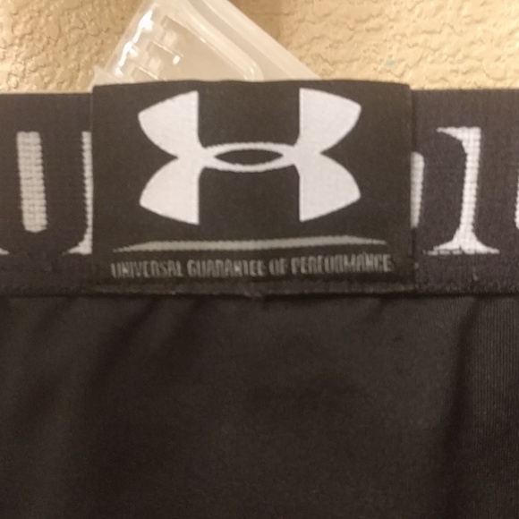 Men's HeatGear® Armour Mid Compression Size S - Picture 3 of 8